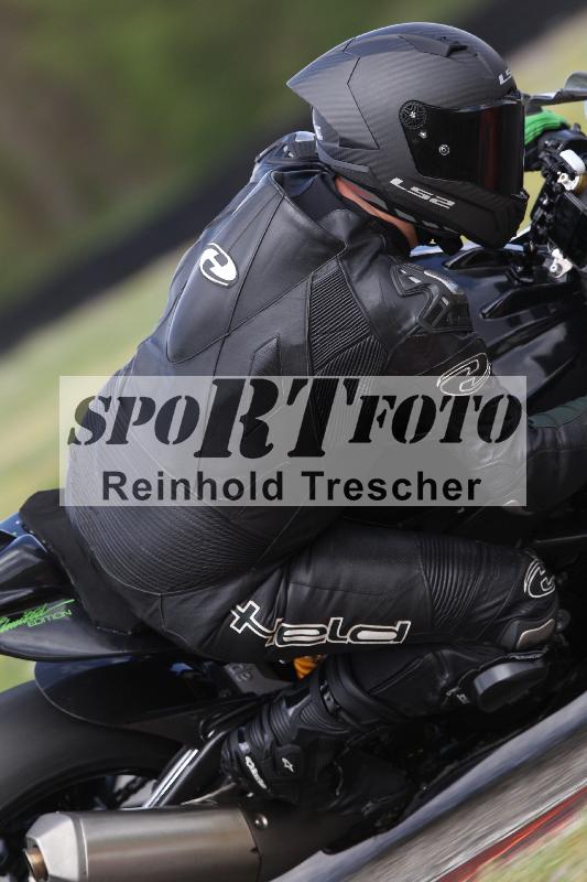 Archiv-2025/05 14.04.2025 Plüss Moto Sport ADR/Freies Fahren/122